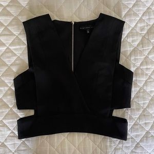 Cut Out Top